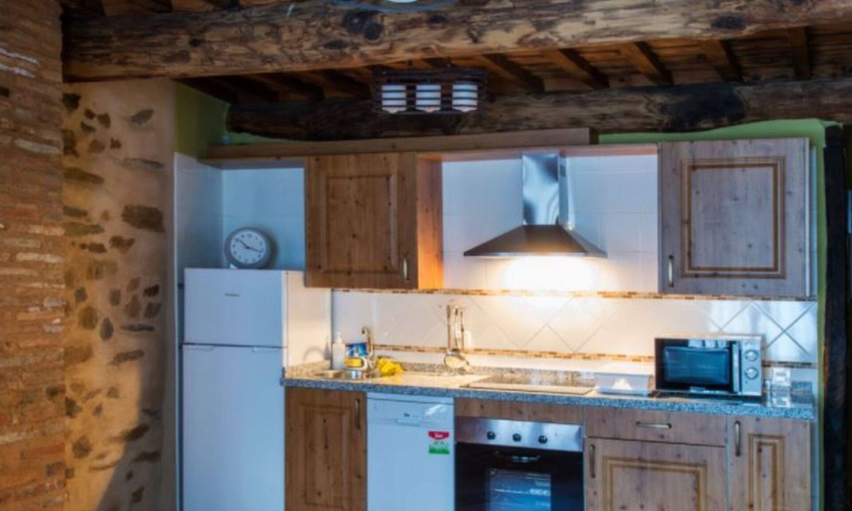 Robledillo de Gata Apartment | Molino del Medio | balcony, views of the village