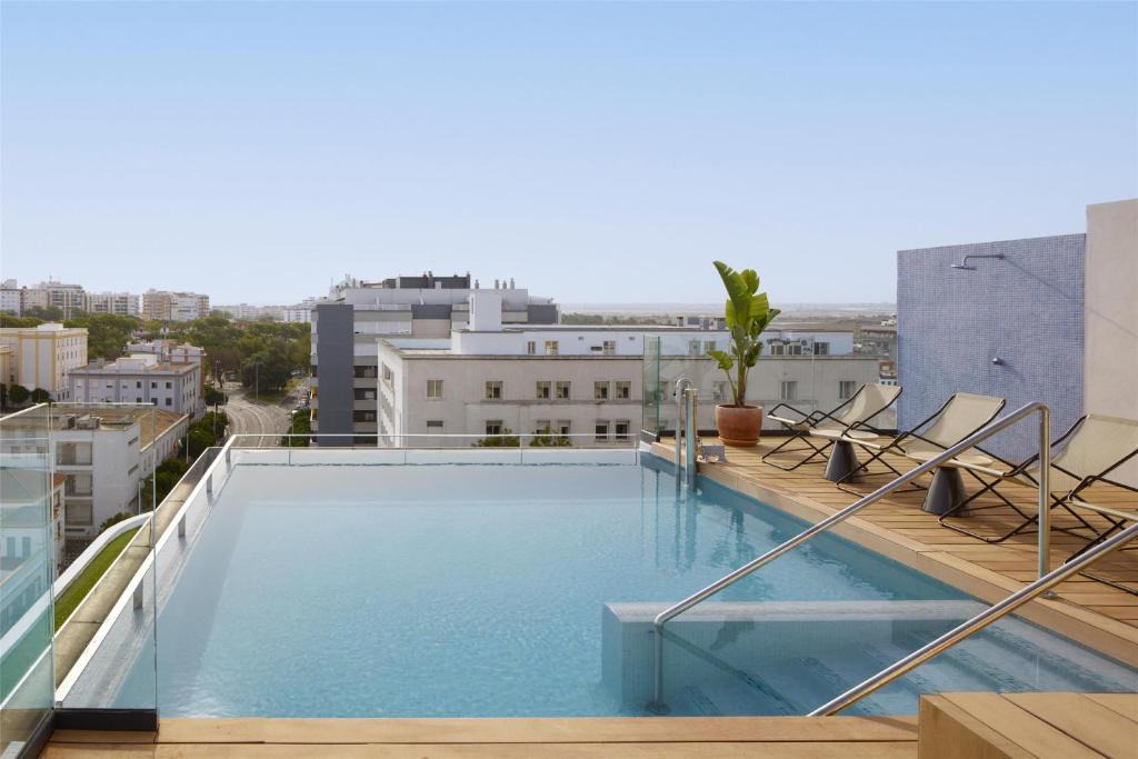 Valbueno Hotel | NH Luz Huelva