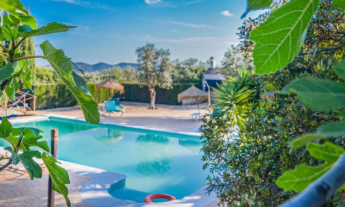 Estepa House | Nice home in Estepa with swimming pool