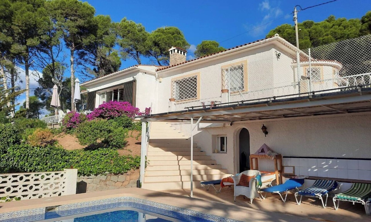 Bernia Other | Paradis de Vaccances, Idéale Pour une Grande Famille