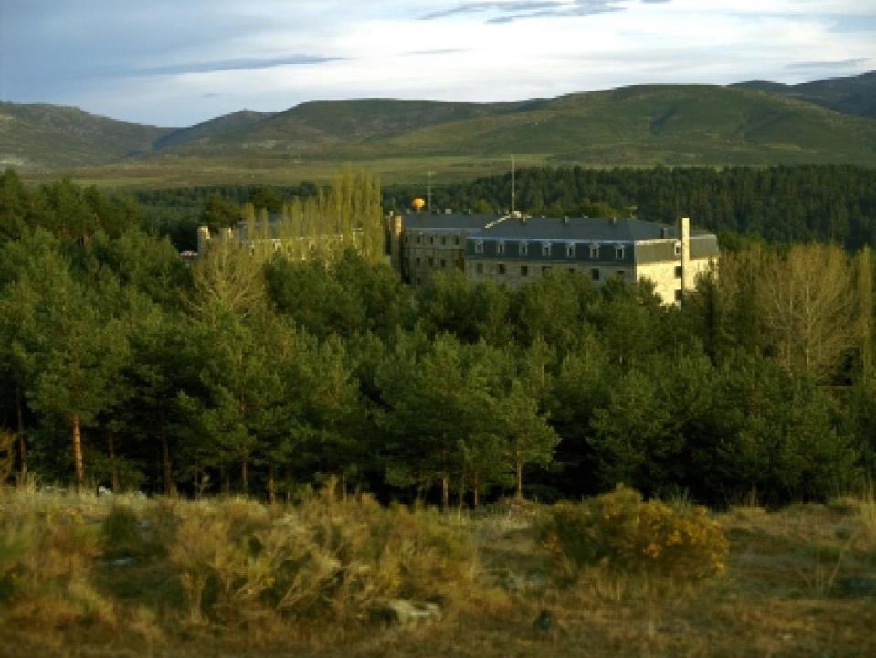 Navarredonda de Gredos Hotel | Parador de Gredos