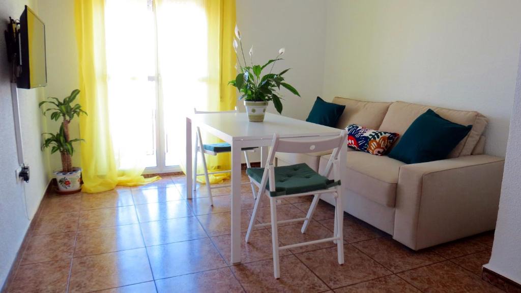 San Pedro Apartment | Patios de San Pedro