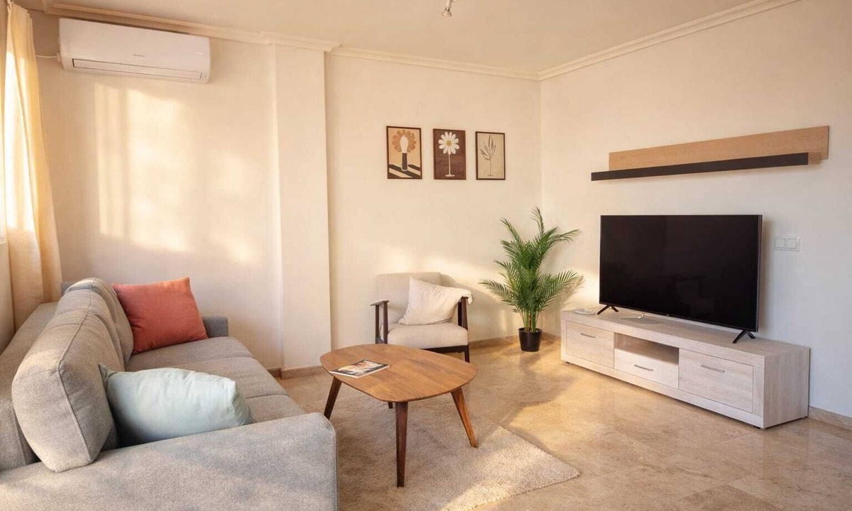 Pla del Bon Repos Apartment | Penthouse with Large Terrace & Private Rooftop Solarium with WiFi fibre and AC
