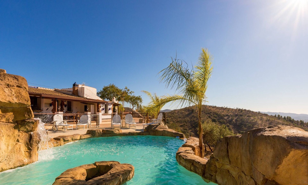 Almogia House | Pet-Friendly Vacation Home 'Miramar' with Garden, Private Pool, Terrace & Wi-Fi