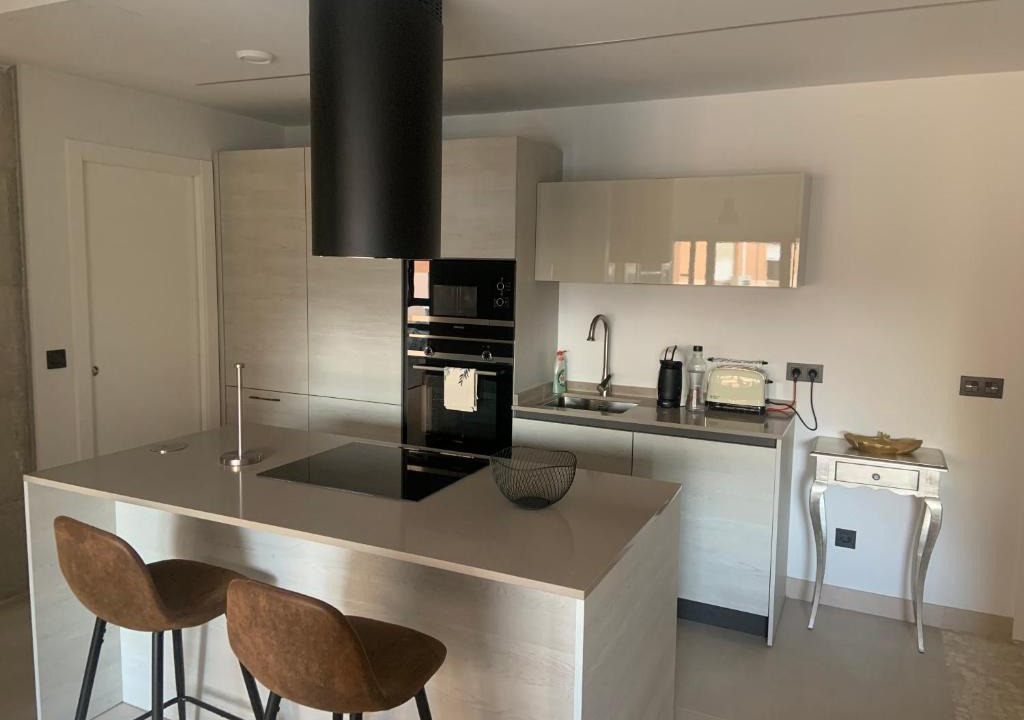 Los Tilos Apartment | Piso Calle Babel