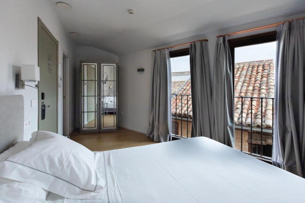Toledo City Center Hotel | Posada Sillería - Historic boutique Hotel