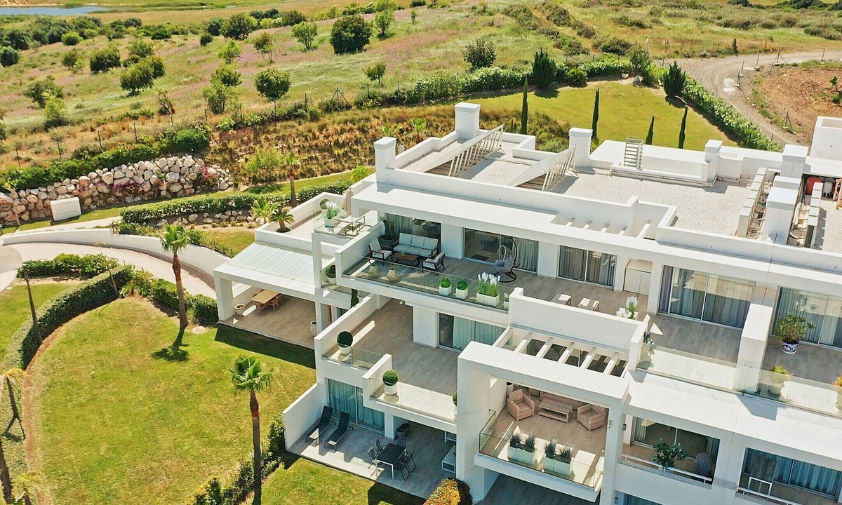 Casares House | Premium Apartment with Panoramic Views in Alcazaba Hills, Casares