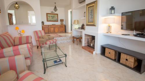 Alcorrin House | Princesa Kristina 341