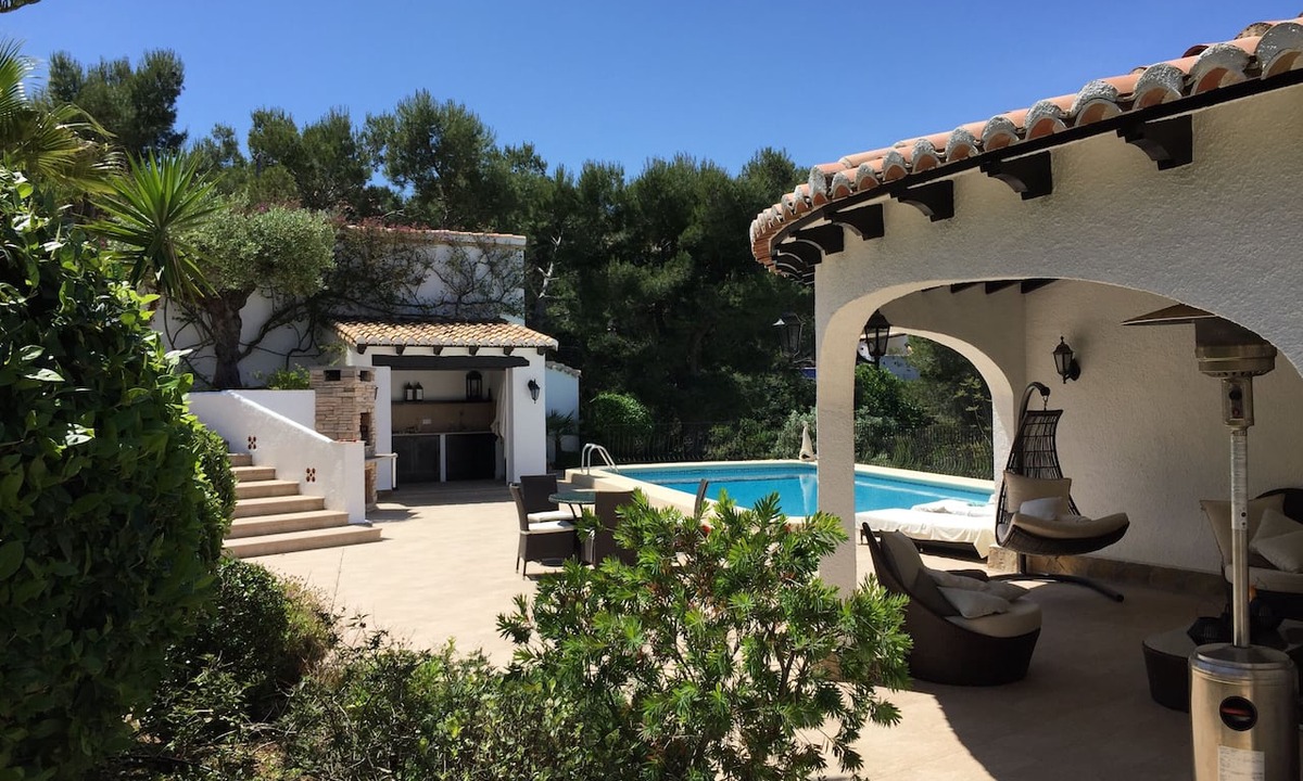 Benidoleig Villa | Private Luxury retreat with Pool & Stunning mountain,sea and Valley Views