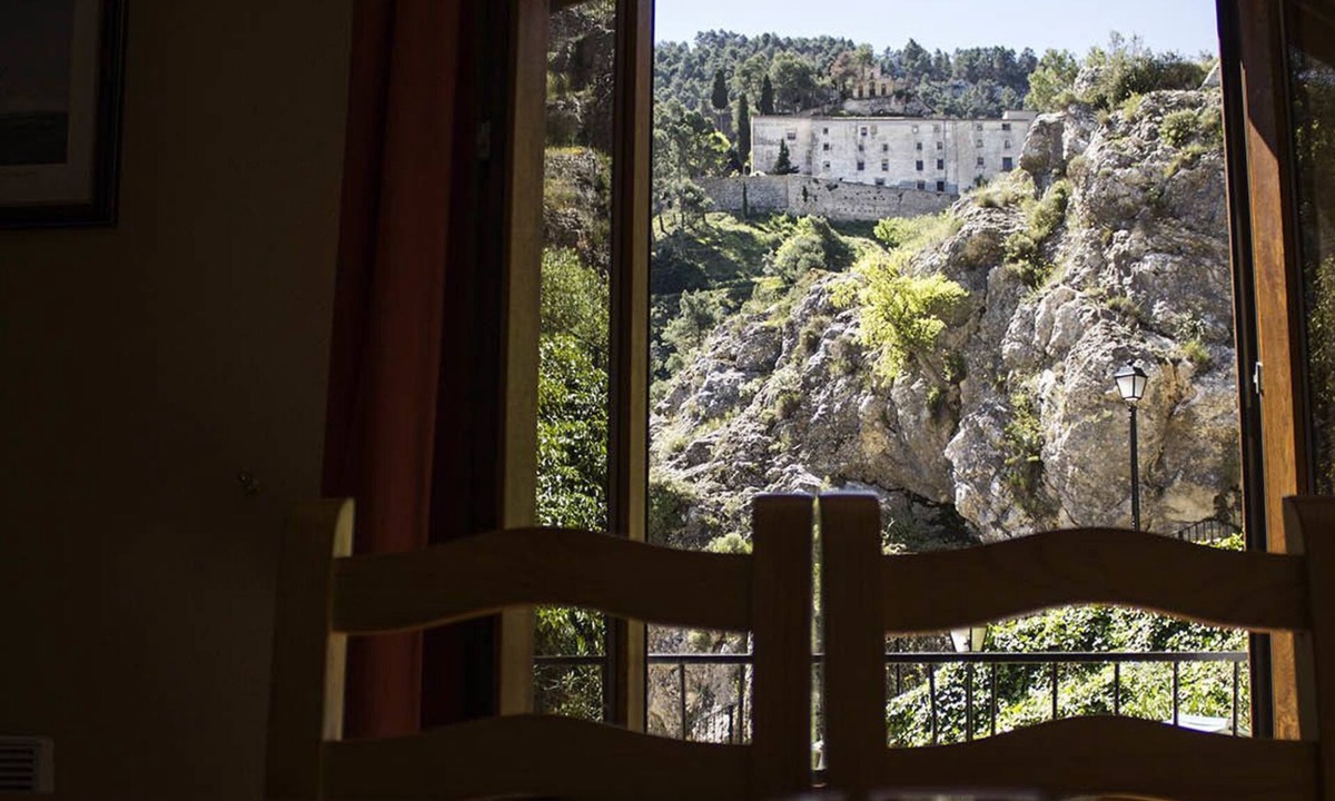 Agres House | Restaurante Pensión Mariola