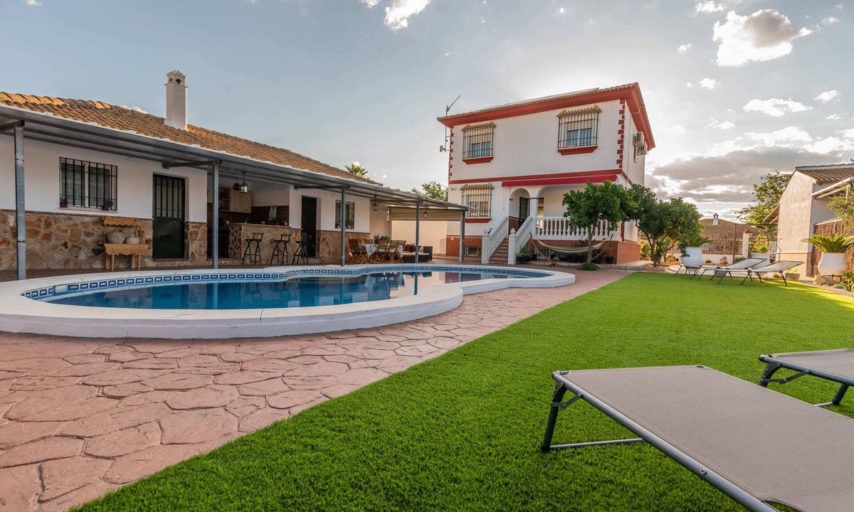 Cabra Villa | Rural Bliss in the Heart of Andalusia: Unwind at Our Tranquil Retreat in Cordoba