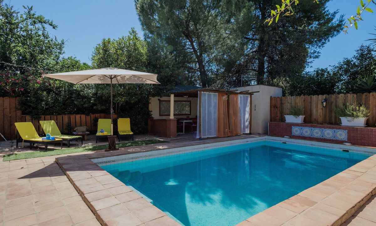Carmona Apartment | Rural Retreat El Grifo – Relax Near Seville with Private Pool and Outdoor Space