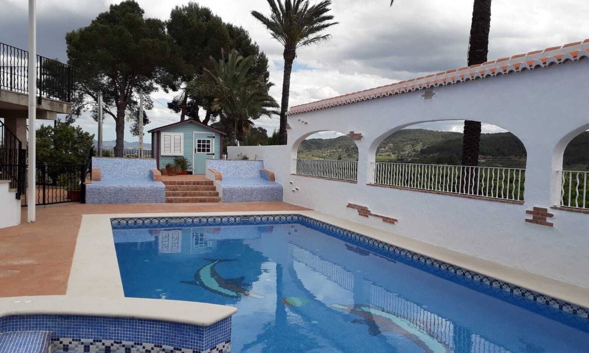 Sellent House | RUSTIC GUEST COTTAGE (NEXT TO XATIVA)