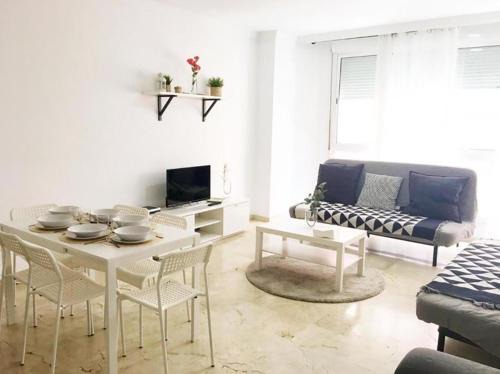 Las Palmas de Gran Canaria Apartment | Sagasta Beach Apartment IV by Canary365