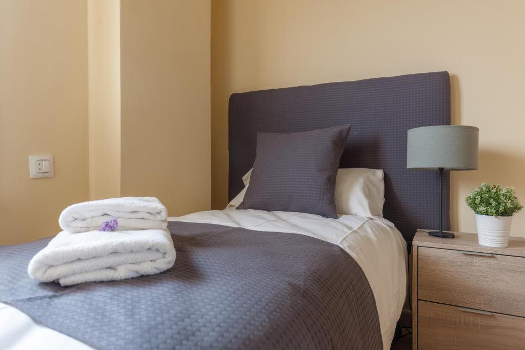 San Bartolome Apartment | Sevilla Blossom Elegant and bright 2 Rooms - 4PX