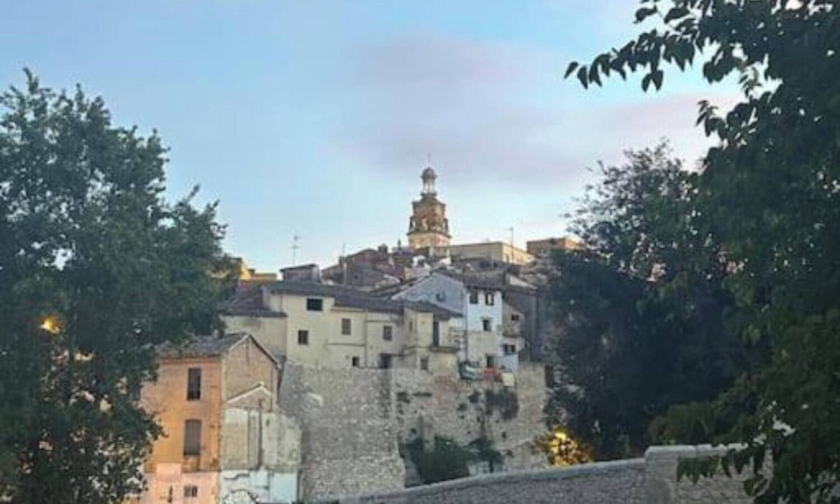 Ontinyent House | Single room in a private house, with shared bathroom near downtown