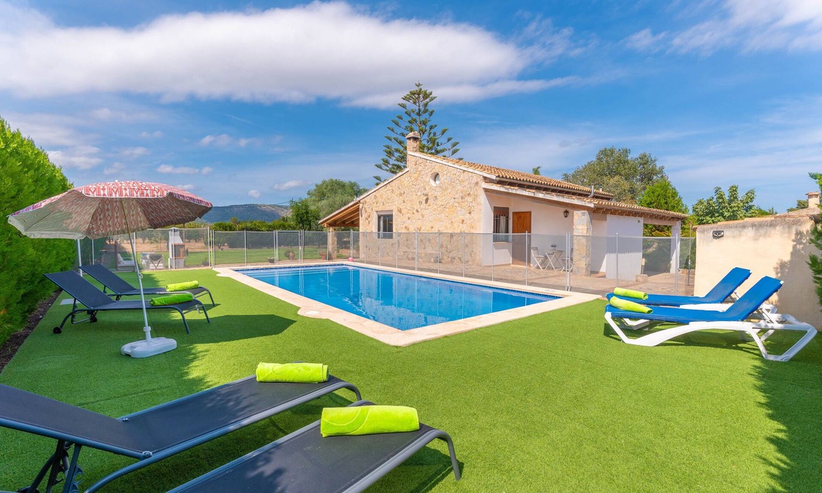 Sa Pobla Villa | SON MARCH I - Fantastic villa in Sa Pobla with private pool and Free Wifi