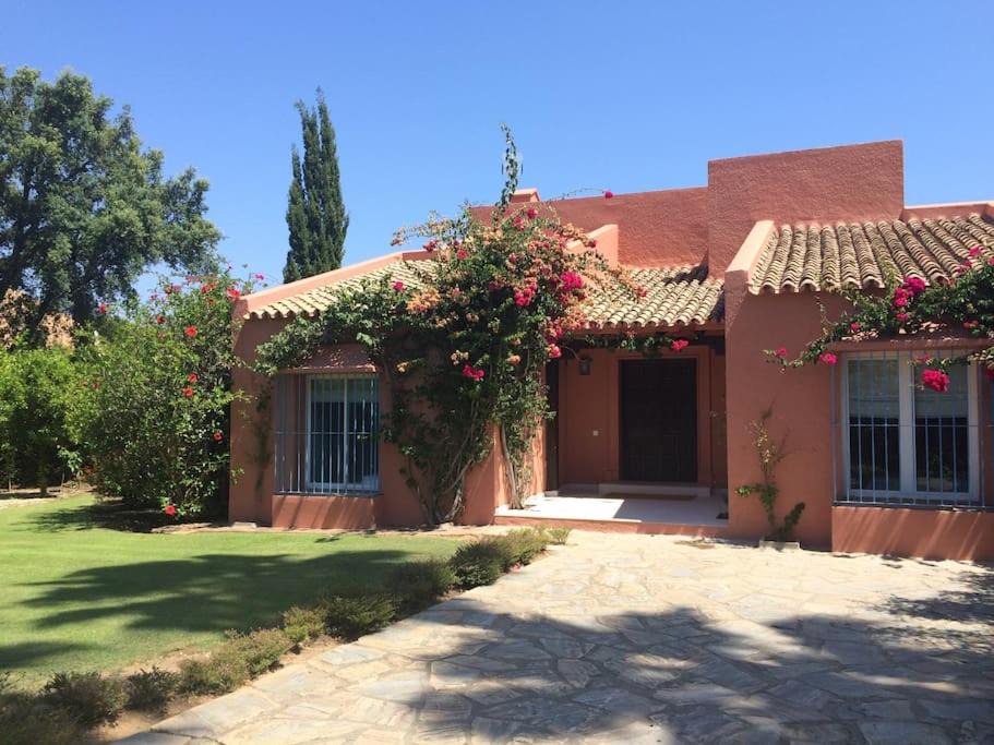 Sotogrande House | SOTOGRANDE, Bonita Villa individual con piscina y gran jardín
