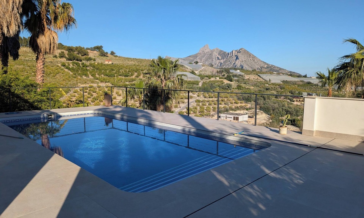 Callosa d' En Sarria Apartment | Studio in quiet natural setting - pool & sea view