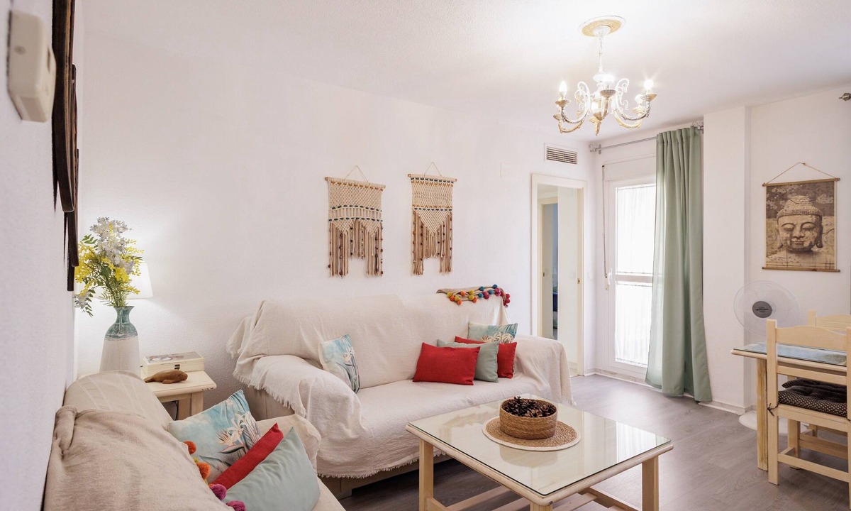 San Juan de Aznalfarache Apartment | Stunning Views of Seville