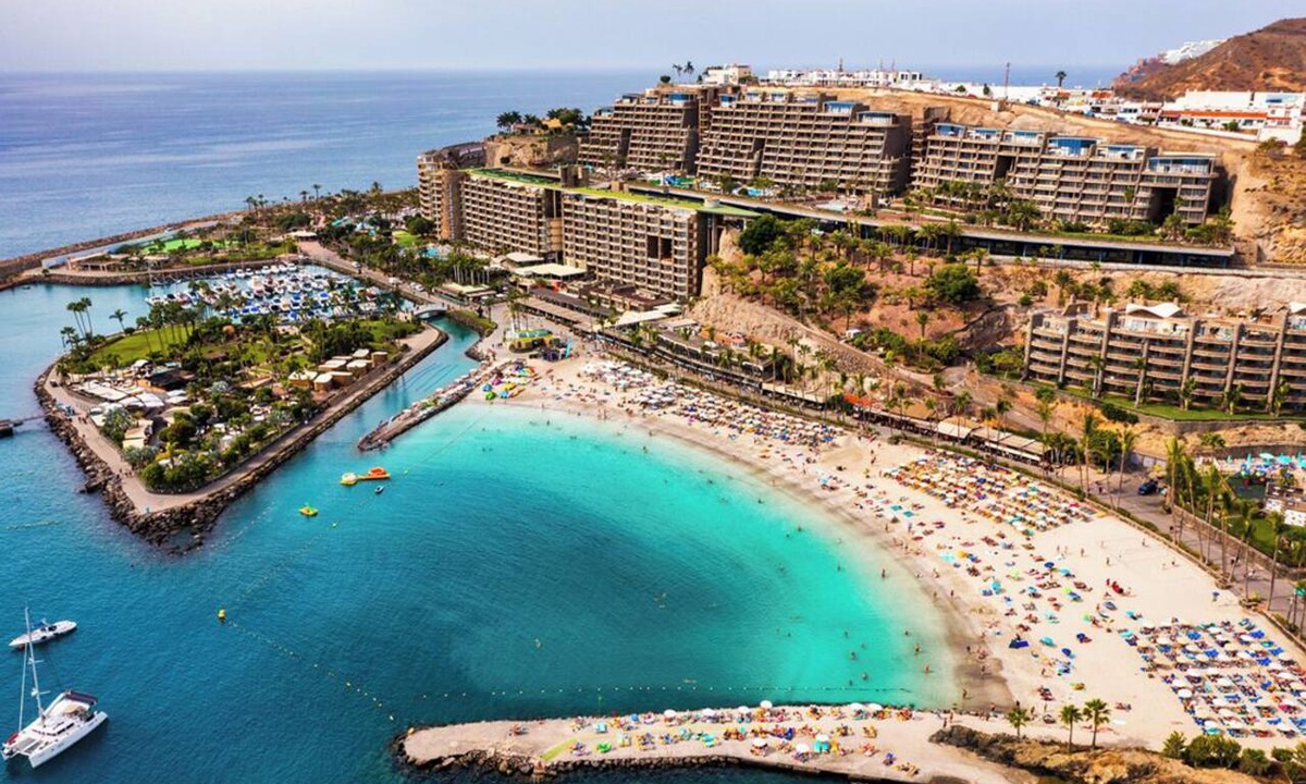 Las Palmas de Gran Canaria Boat Rental | Sun-Kissed Sailing Adventure in Gran Canaria, Islas Canarias