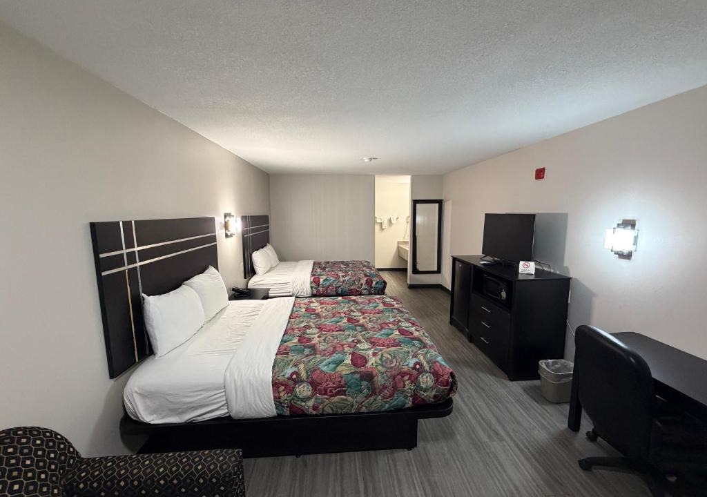 Brady Hotel | Sunset Inn