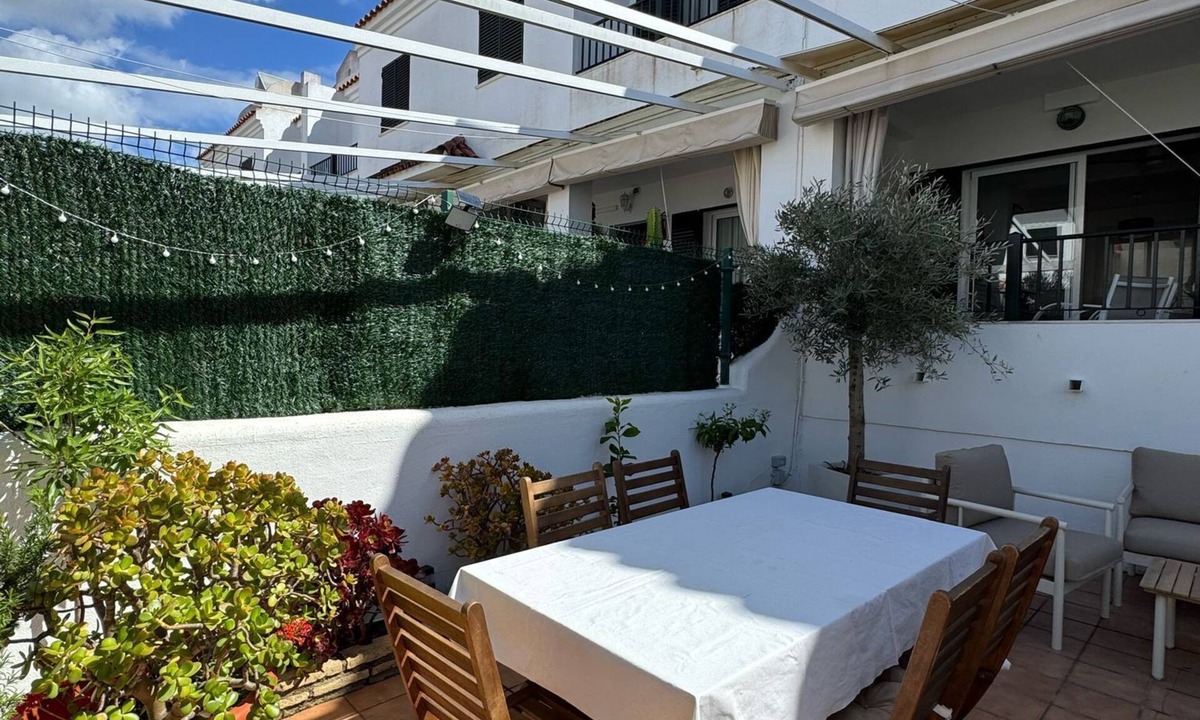 El Rompido House | Terraced House Wicker ERENE032