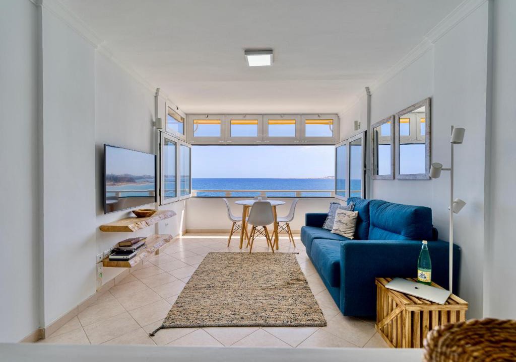 San Agustin Apartment | The Cruise Ship Cabin