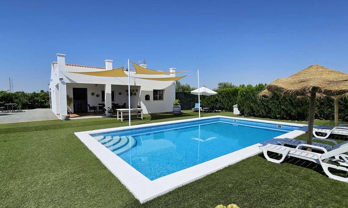 Marchena Cottage | The Hope Holiday Home