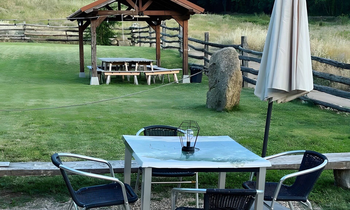 Santa Cruz del Valle Resort | The Rural Hostel in Mombeltrán, Ávila, Tiétar Valley