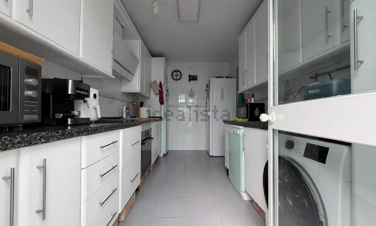 El Puerto de Santa Maria House | Townhouse for rent at 27 Calle Mar Adriático