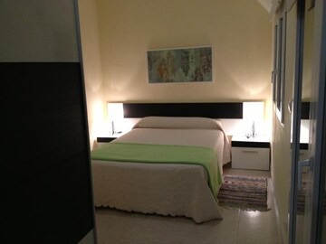Alcoy Apartment | Triple apartment - double and single bed. 3 in Alcoi