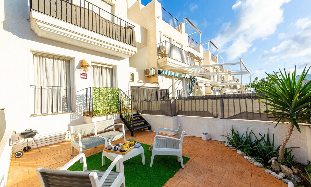 Carboneras Apartment | Vacation Home 'Mirador De Popa' with Mountain View, Private Terrace, and Air Conditioning