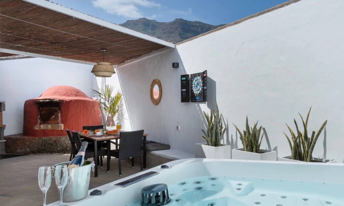 La Aldea de San Nicolas House | Vacation Home 'Rincón De La Fontana' with Mountain View, Wi-Fi and Air Conditioning
