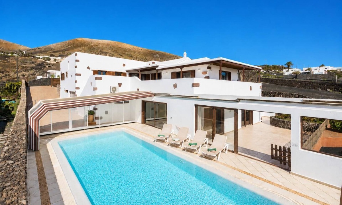 La Asomada Villa | Villa Asomada - Four Bedroom Villa, Sleeps 8