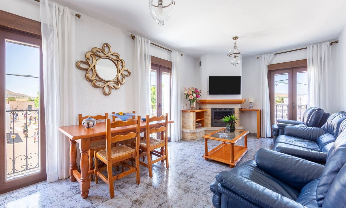 Fernan Perez Villa | Villa 'Cruz' with Private Terrace, Balcony, and Air Conditioning