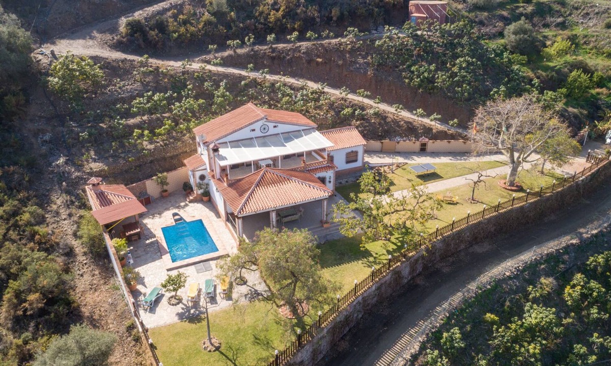 Torrox Villa | Villa El Nevero by Solset