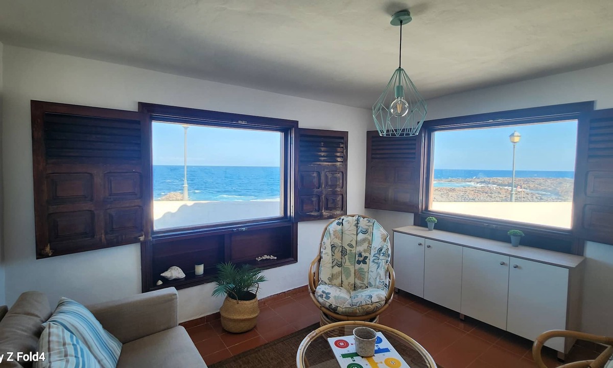 Castillo Caleta de Fuste Villa | Villa Salada on the Ocean Shore