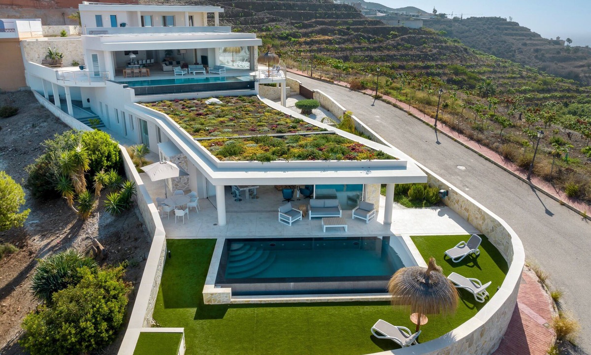 Torrox Costa Villa | Villa 'Exclusive One' with Private Pool, Wi-Fi and Air Conditioning