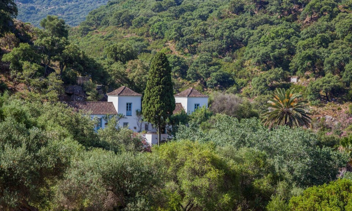 Jimena de la Frontera Villa | Villa Frontera - Four Bedroom Villa, Sleeps 8