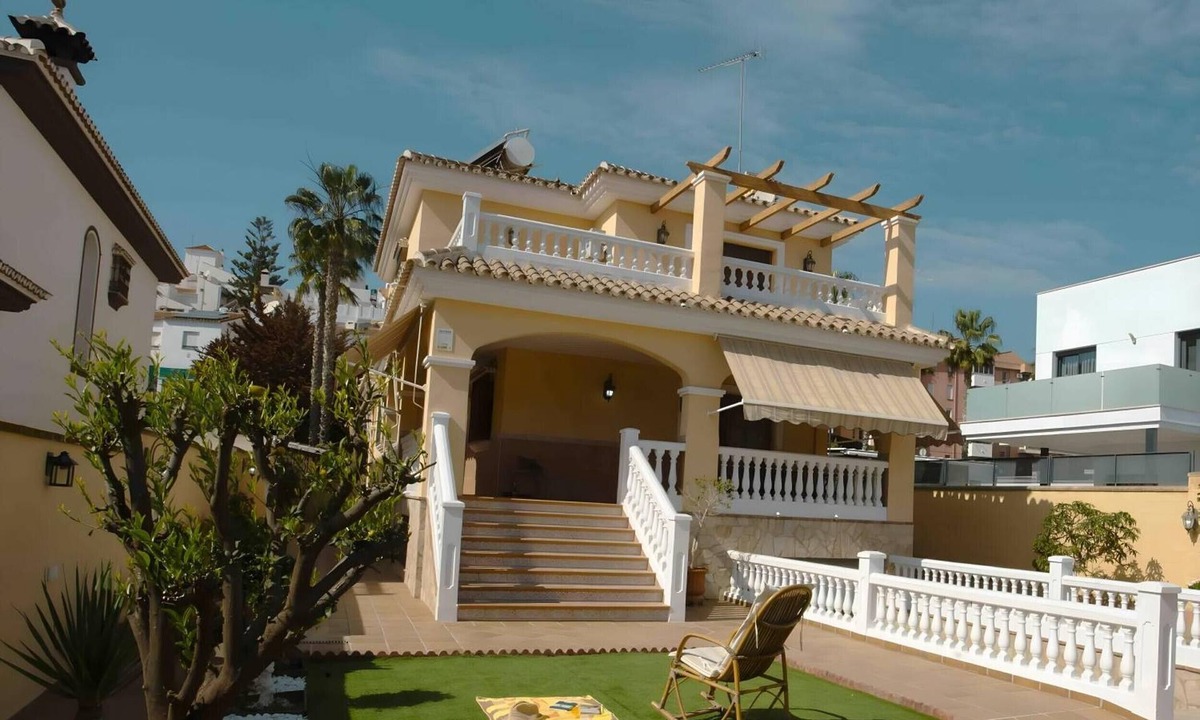 Rincon de la Victoria Villa | Villa Ilusión Rincón – Spacious and Bright Retreat on the Costa del Sol with Terrace and BBQ