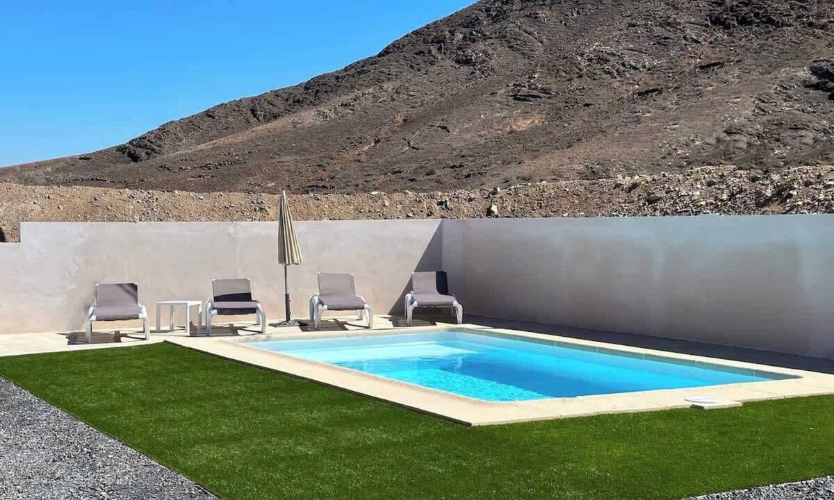 Tuineje House | Villa in the mountains with pool in Fuerteventura