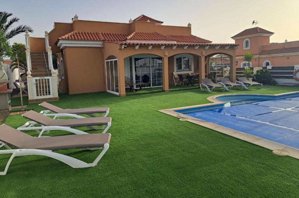 Castillo Caleta de Fuste Villa | Villa La Hubara