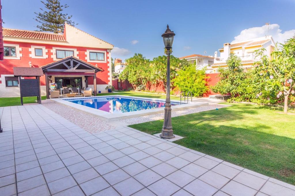 Torre de Benagalbon Villa | Villa La noria de mano