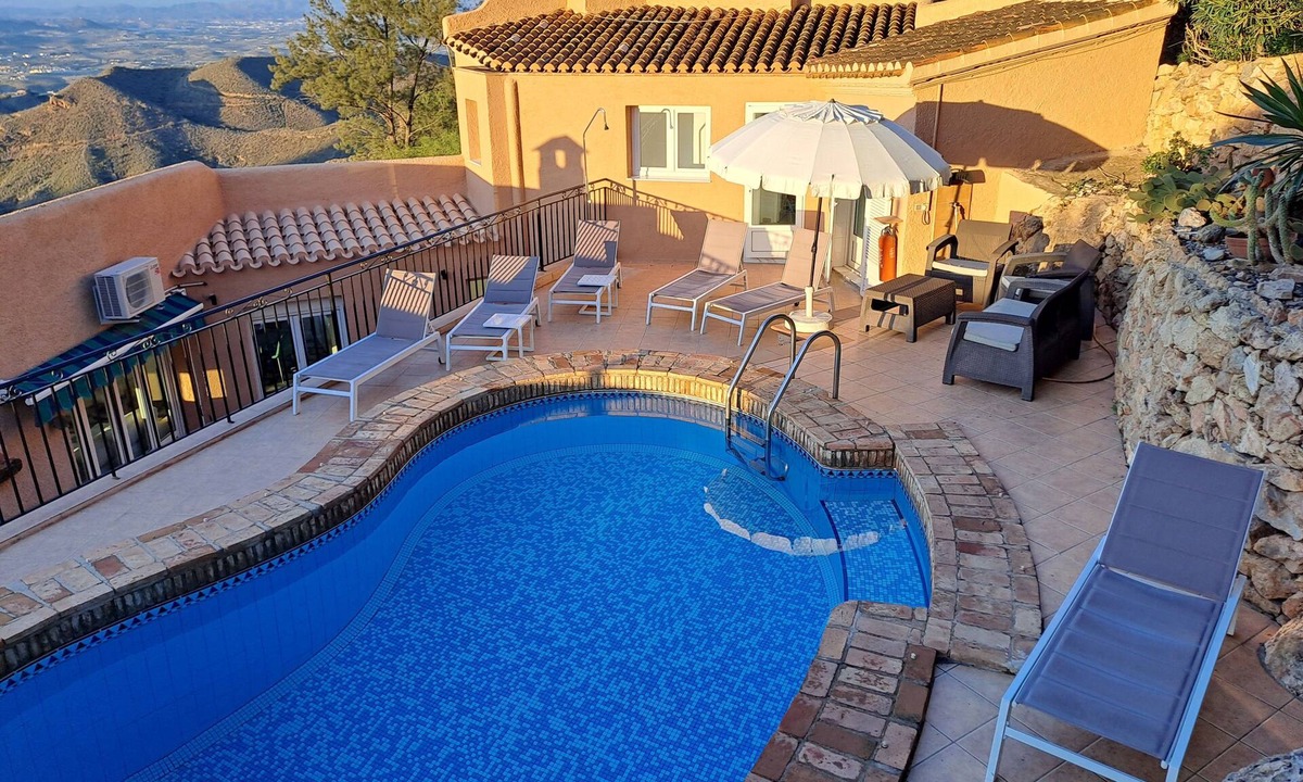 Turre Villa | Villa Los Arcos-mountain retreat near Mojácar with stunning views