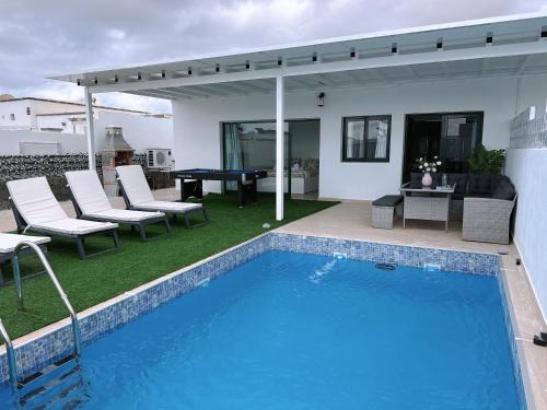 Playa Blanca Apartment | Villa Mike & Villa Angela