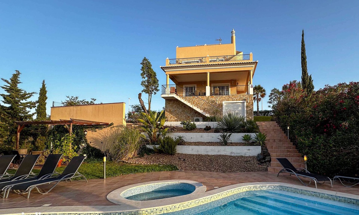 Costa Esuri Villa | Villa Nosredna 5 Bedroom & Pool LES01