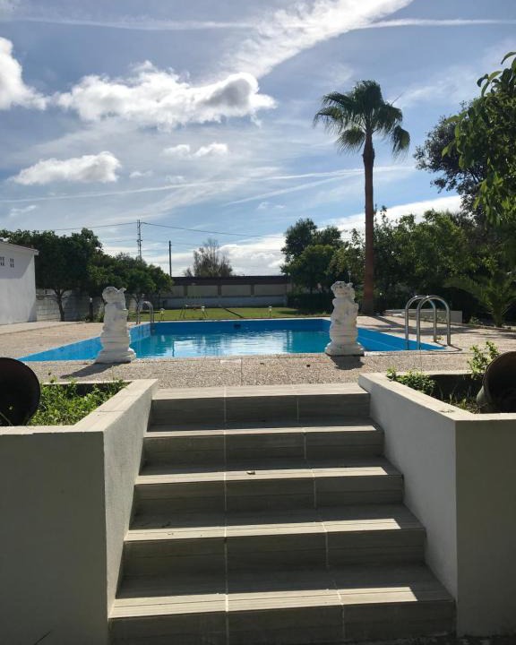 Dos Hermanas House | Villa pilonga