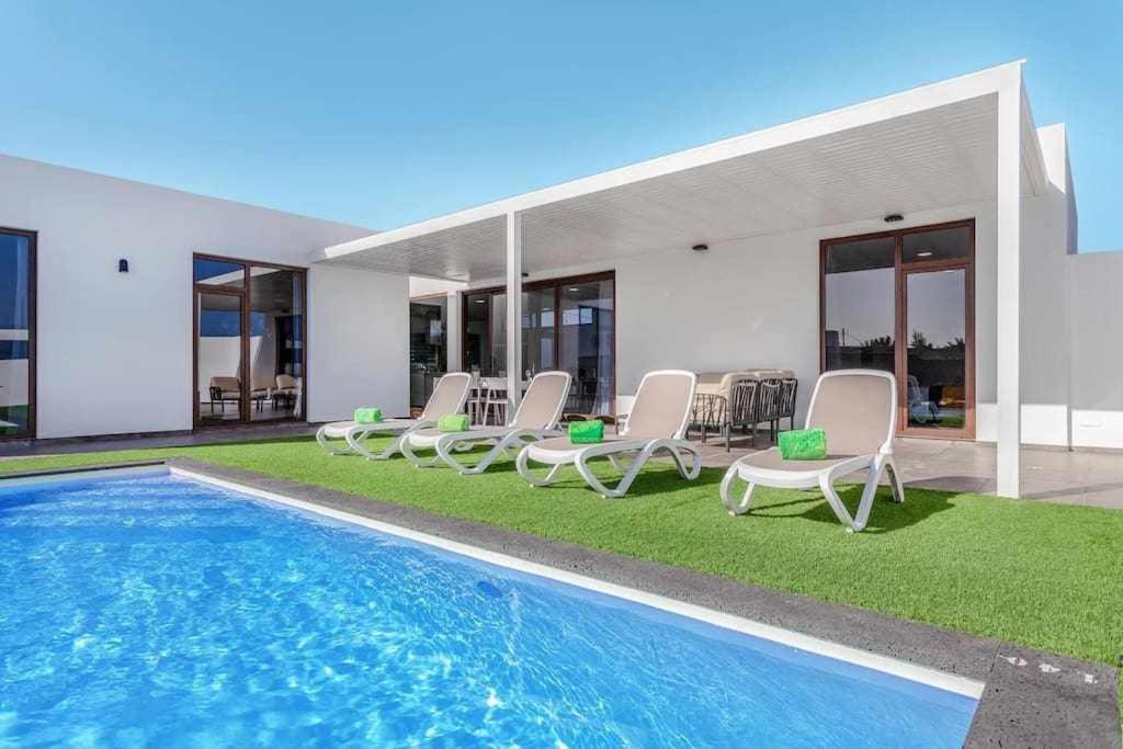 Triquivijate Villa | Villa Ponzos Chalet independiente y privado