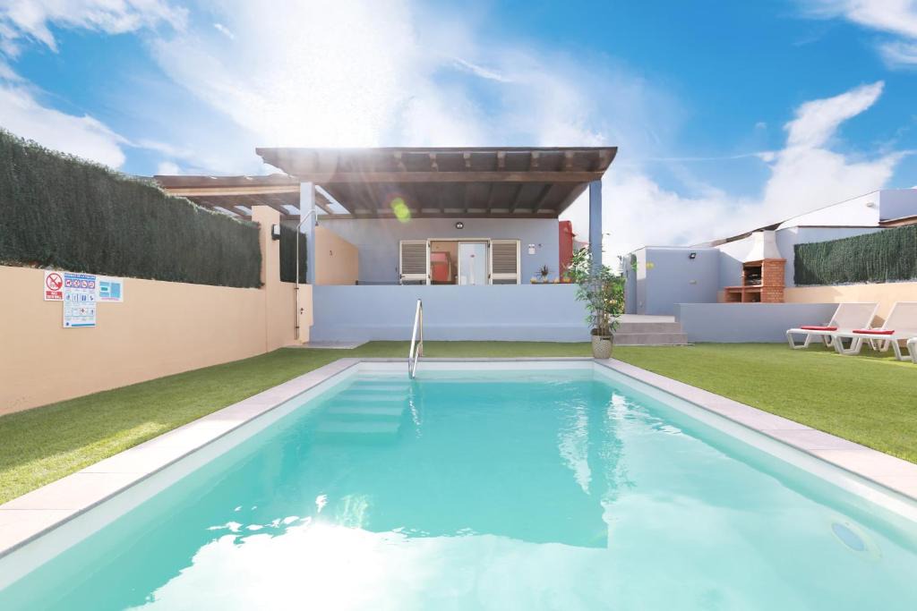 Costa de Antigua Villa | VILLA SUNRISE- A RESTFUL GETAWAY